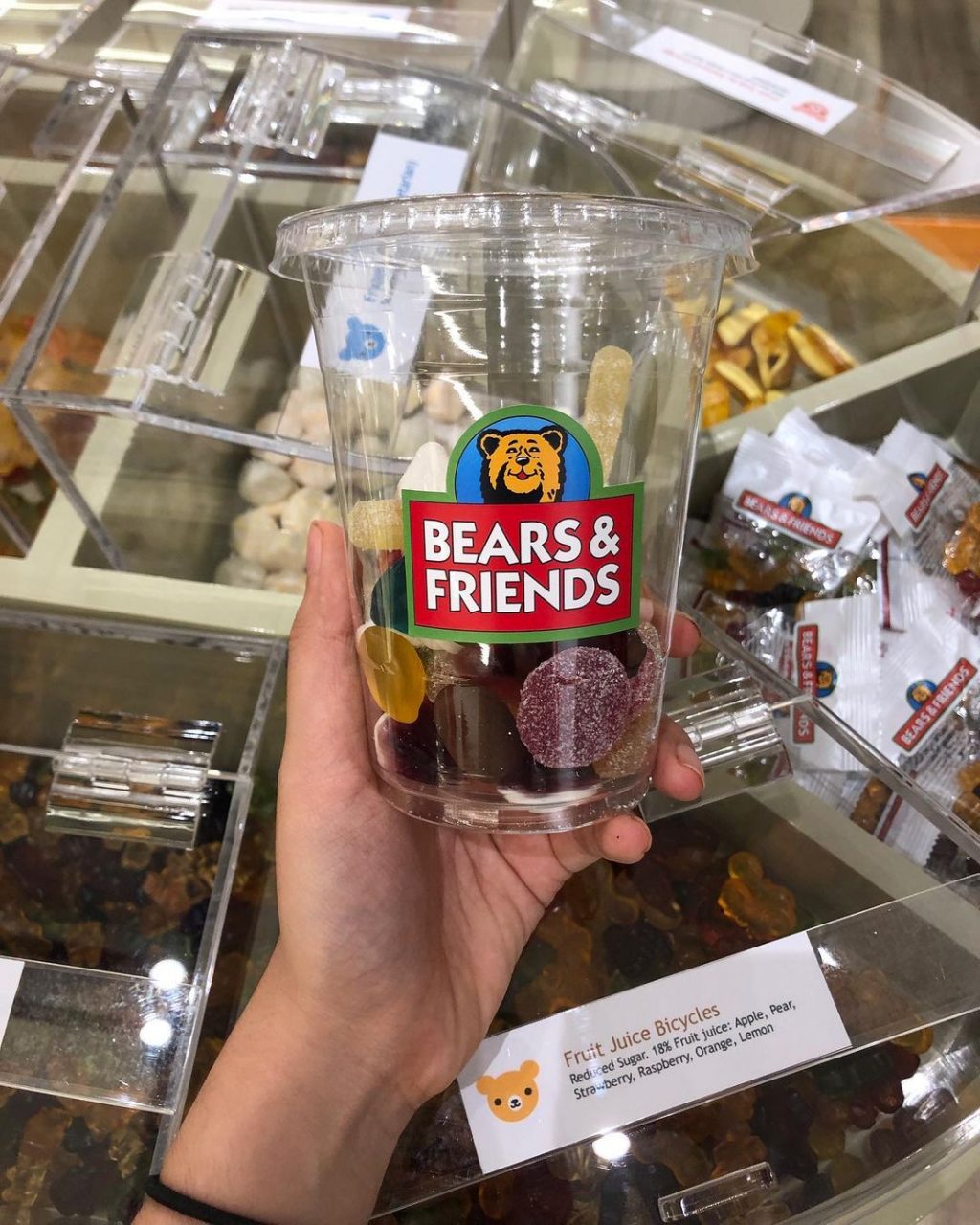 德国小熊软糖专卖店「bears&friends」首登新加坡 水果,酒精,辣椒等80